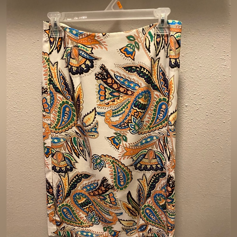 Women’s skirt
